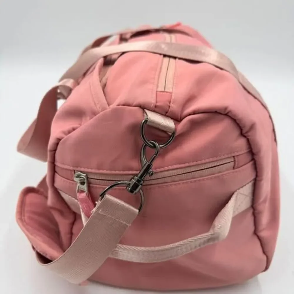 Women’s bag  BT-BABTO Pink Duffel Bag